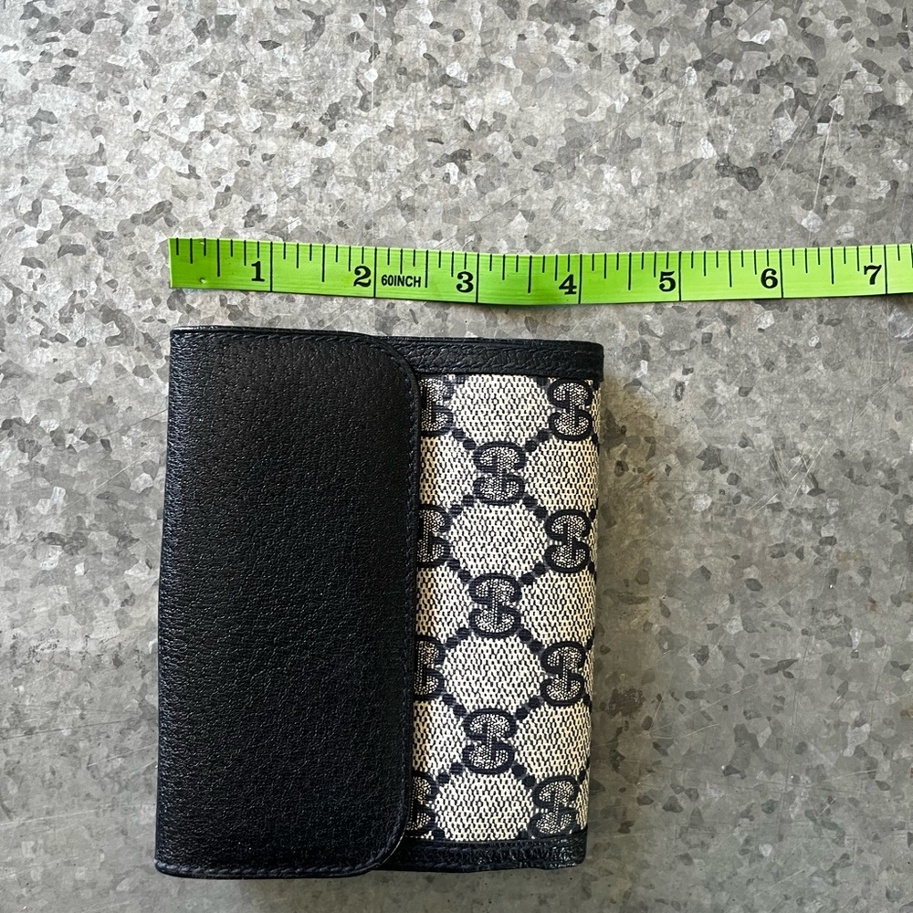 Vintage Gucci Wallet - Picture 4 of 8